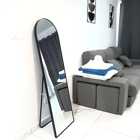 H&O New 4 Seasons Apartment Universal Paphos Exterior photo