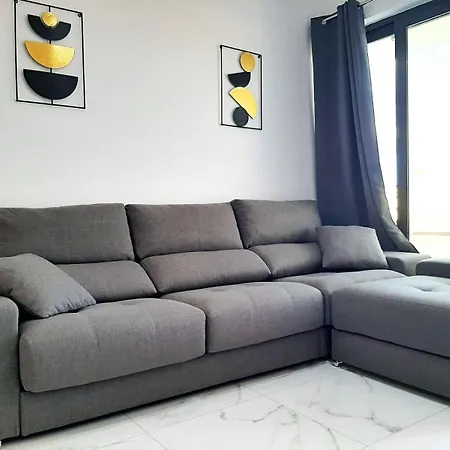 H&O New 4 Seasons Apartment Universal Paphos Exterior photo