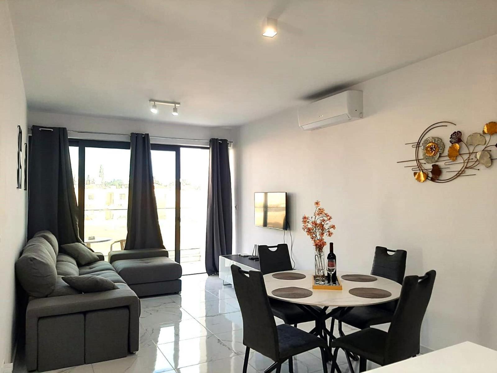 Apartment H&o New 4 Seasons Universal *